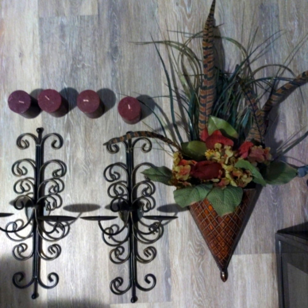Candle holders (X2) candles included & Hanging flowers